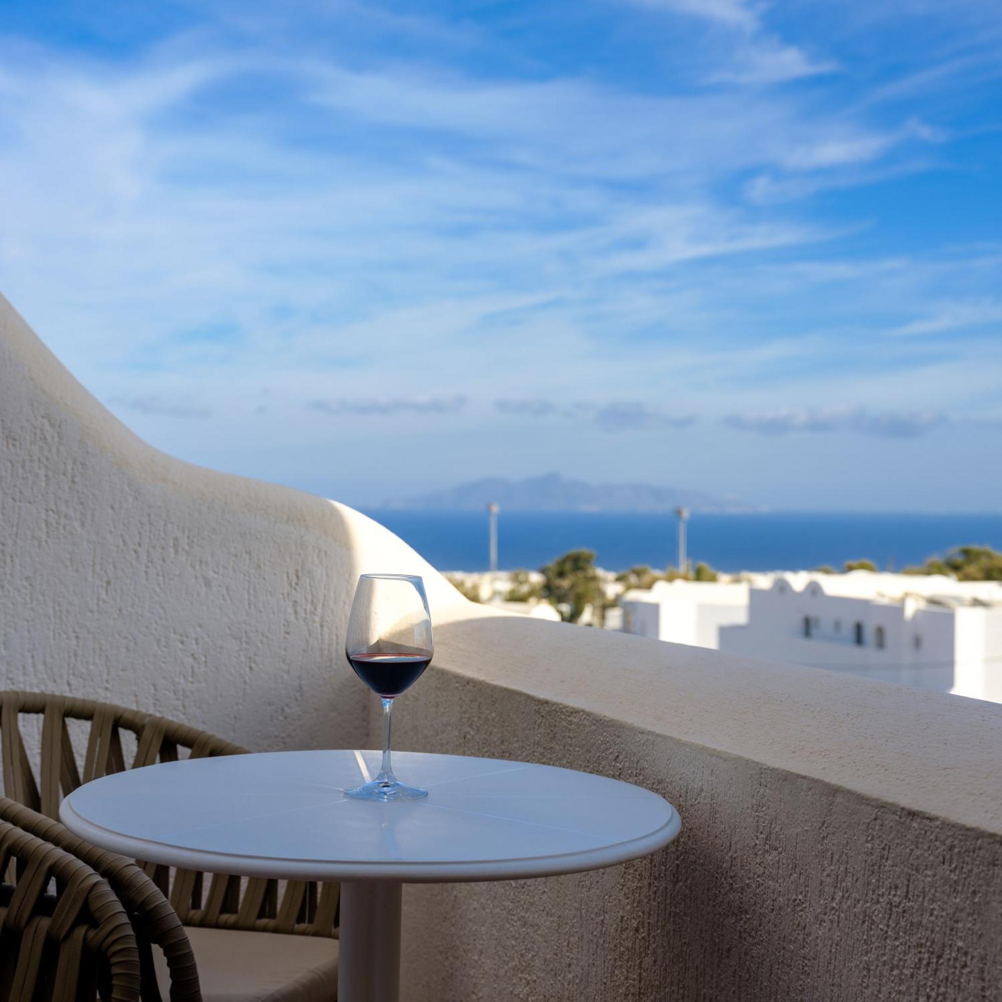 Astir Thira Hotel Fira (Santorini) Exterior foto