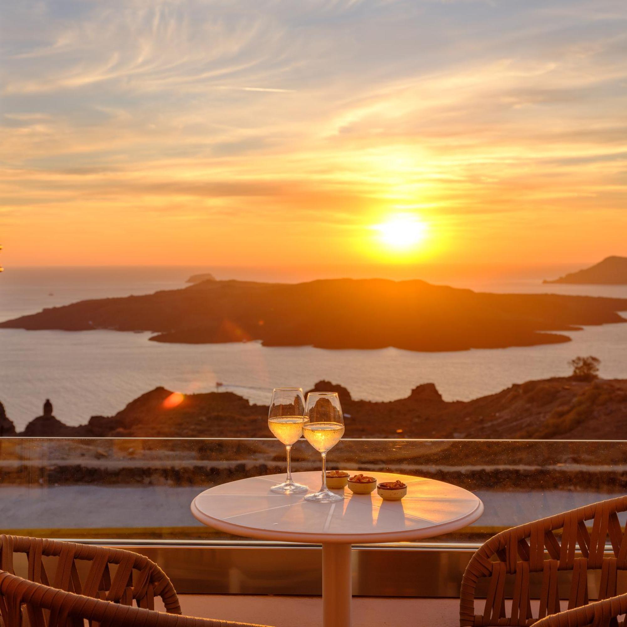 Astir Thira Hotel Fira (Santorini) Exterior foto